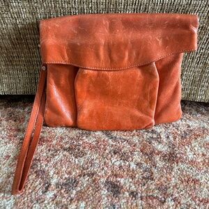 VTG Hobo International Tan Leather Flap Closure Wristlet Clutch Wallet Kiss Lock